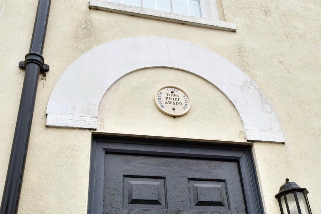 External Feature