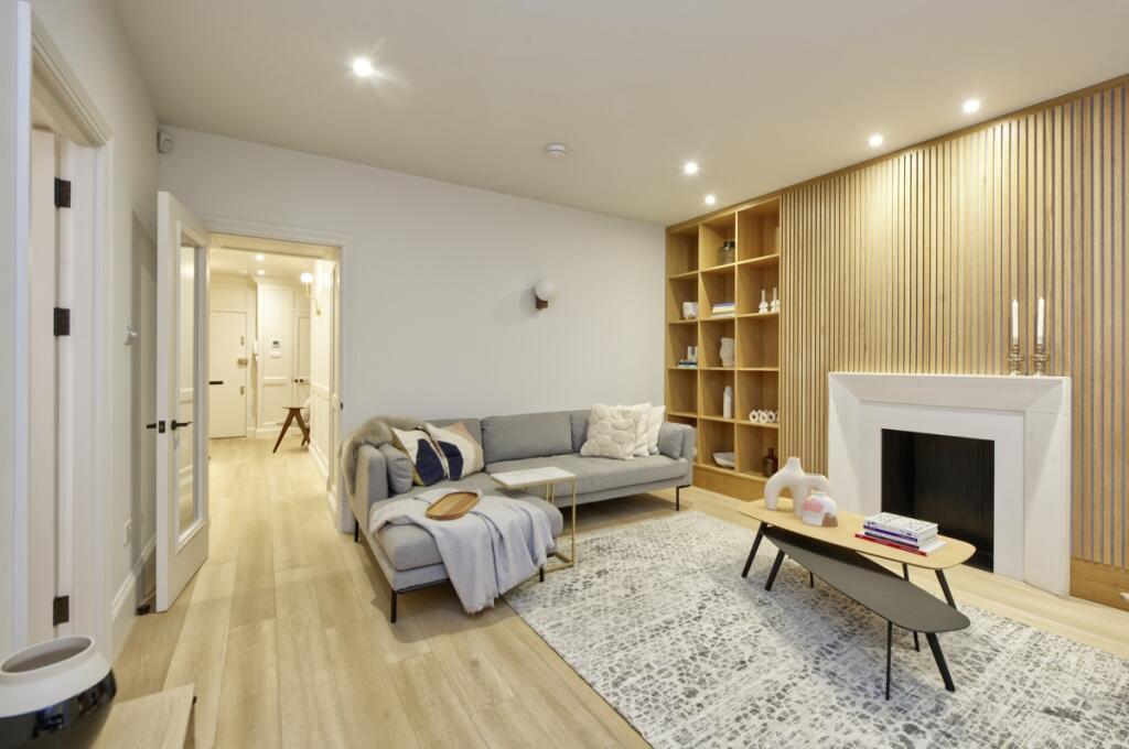 1@27 lennox garde...