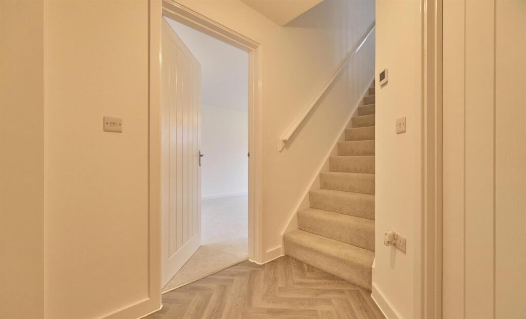 plot 32 Daisys View.jpg