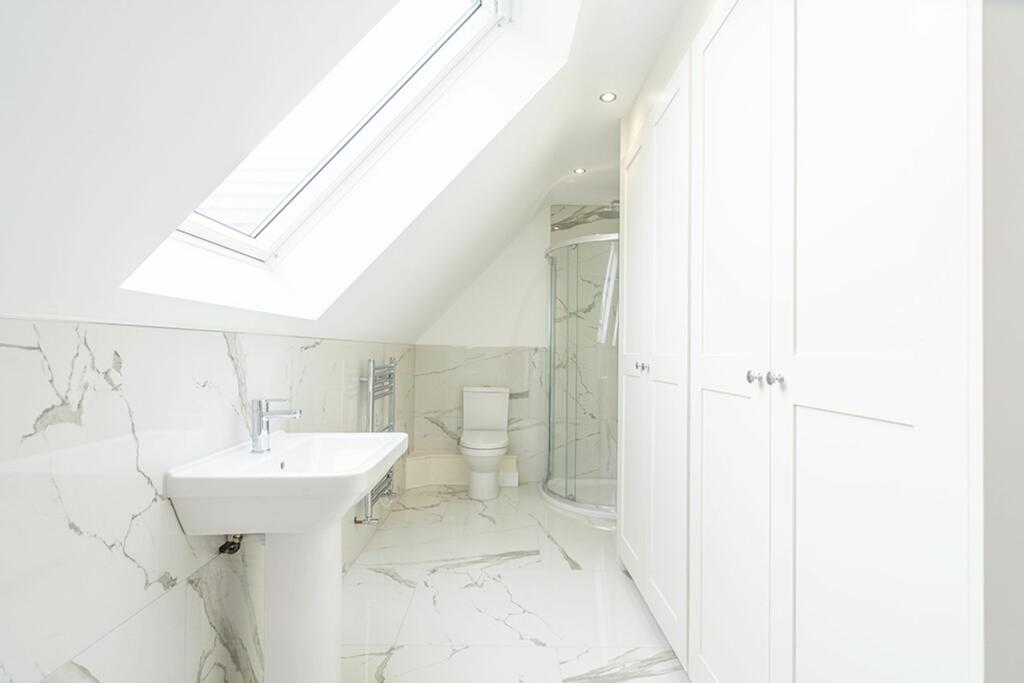 Bedroom One Ensuite
