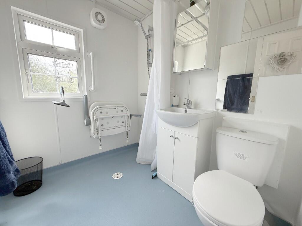 WET ROOM