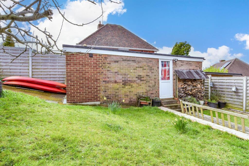 Workshop/Outbuildings