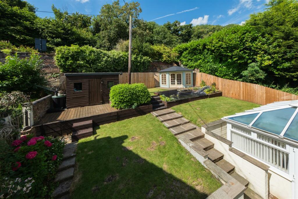 8 Runcorn Road-042.jpg