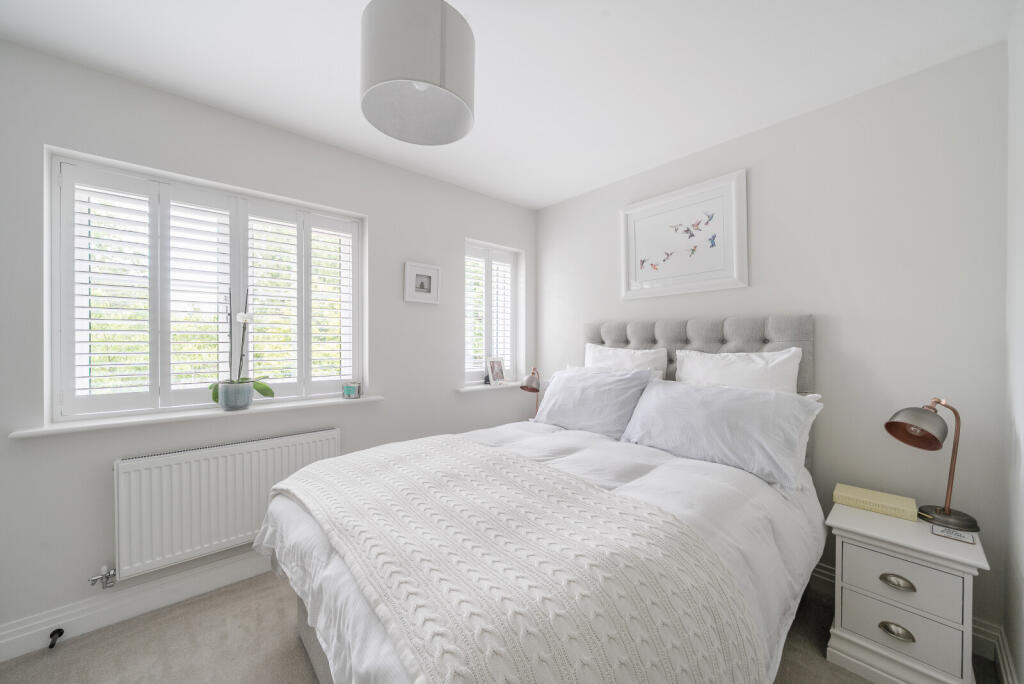 1296709-10-6839ad...