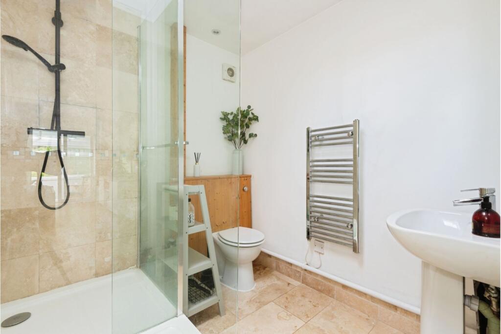 Annexe Bathroom
