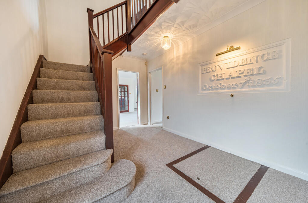 1387220-12-693af2...