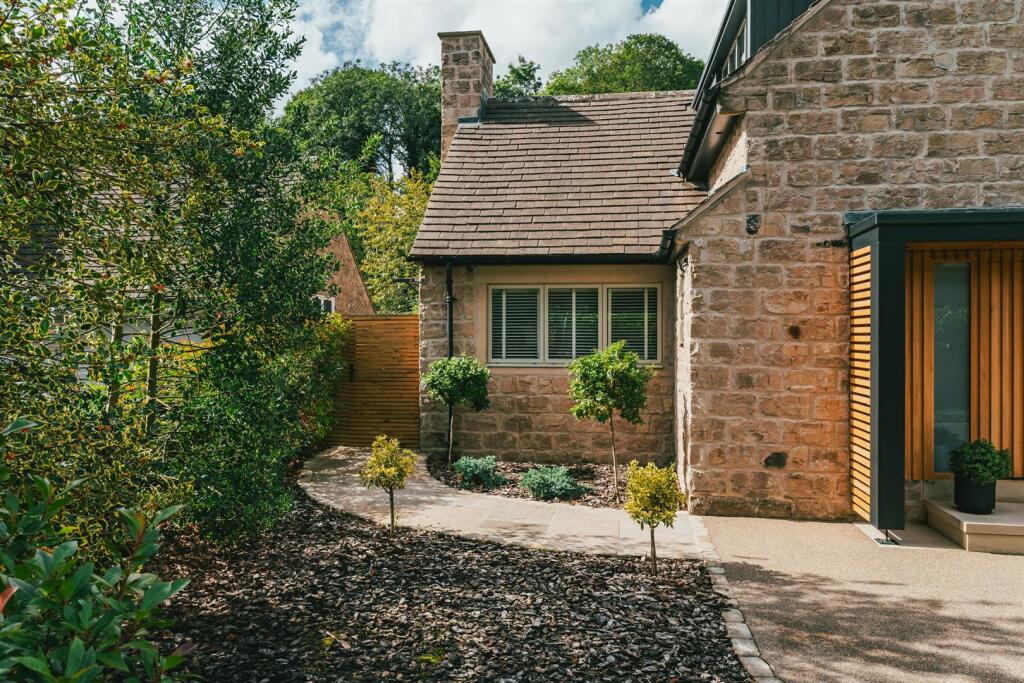 Exterior and Gardens