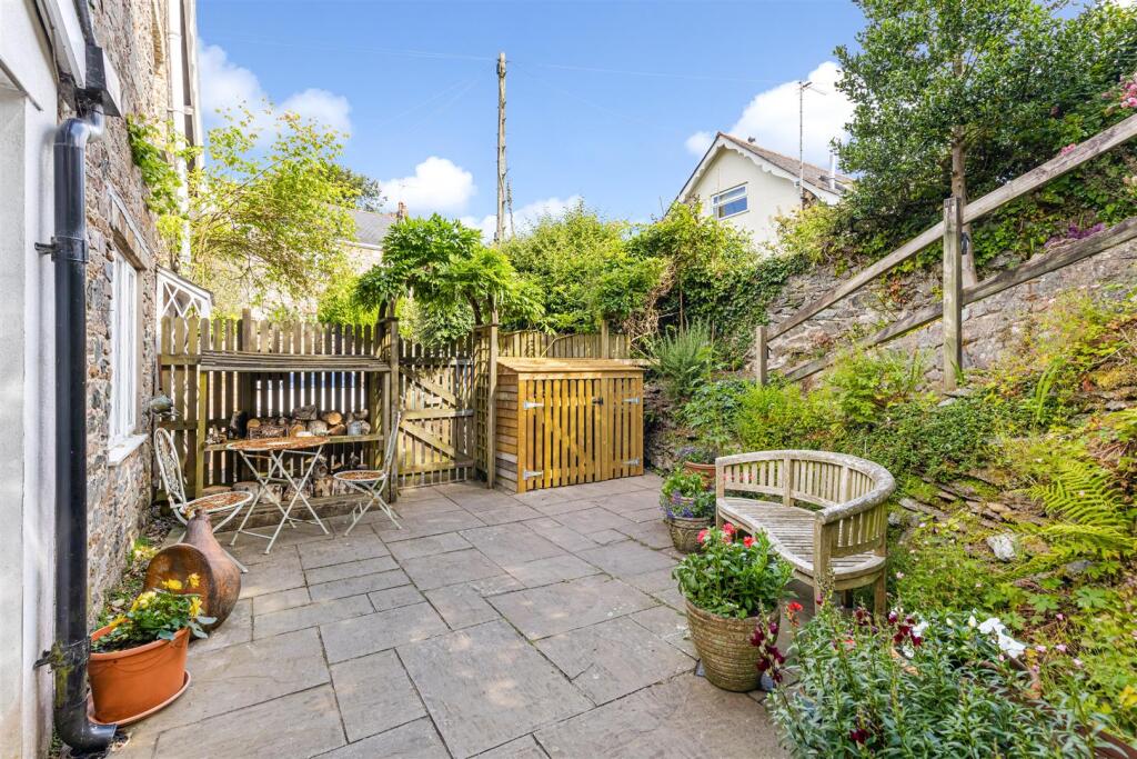 A06 - Ashprington, The Old Post Office, Totnes - 2