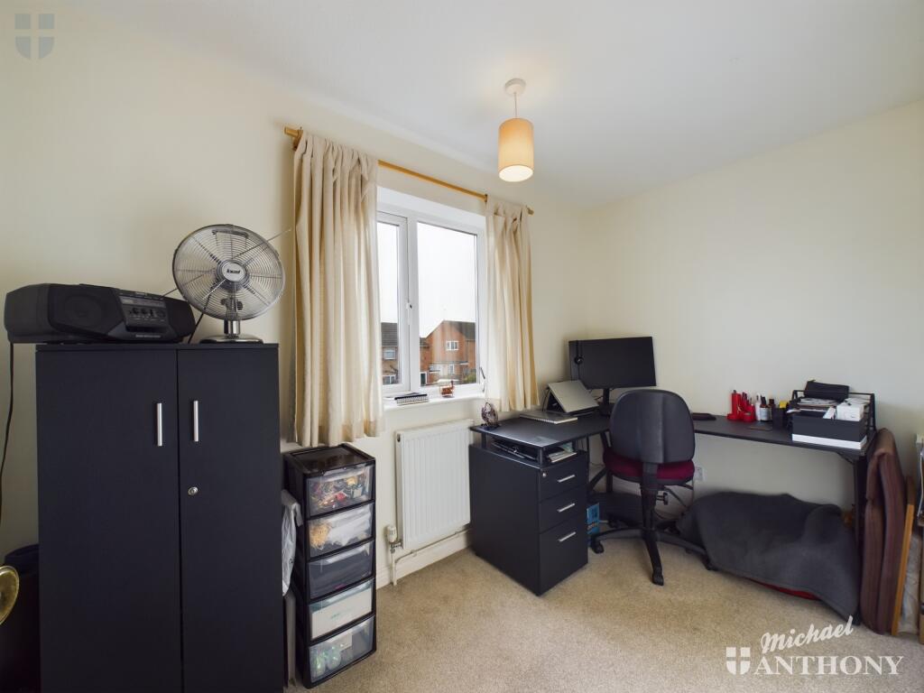 CAM03218G0-PR0517-STILL013