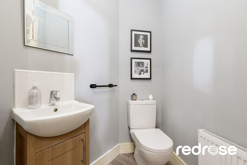 web_16 Barnes Wal...