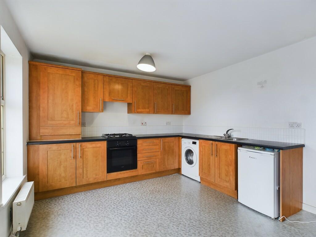 CAM02060G0-PR0157...