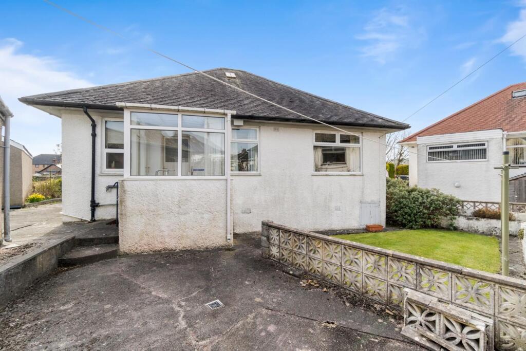 25_4 blytheswood crescent, largs  (26).jpg