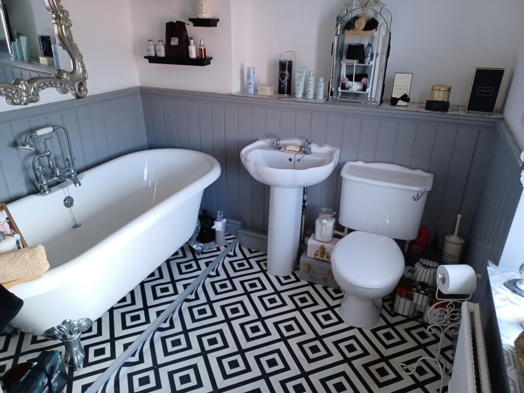 Bath1