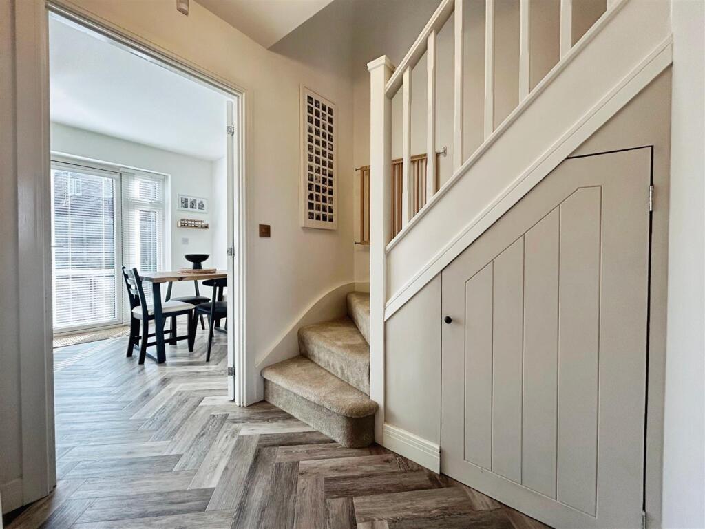 02145148-image_picker_CF472D57-9BDA-47AC-A266-964E