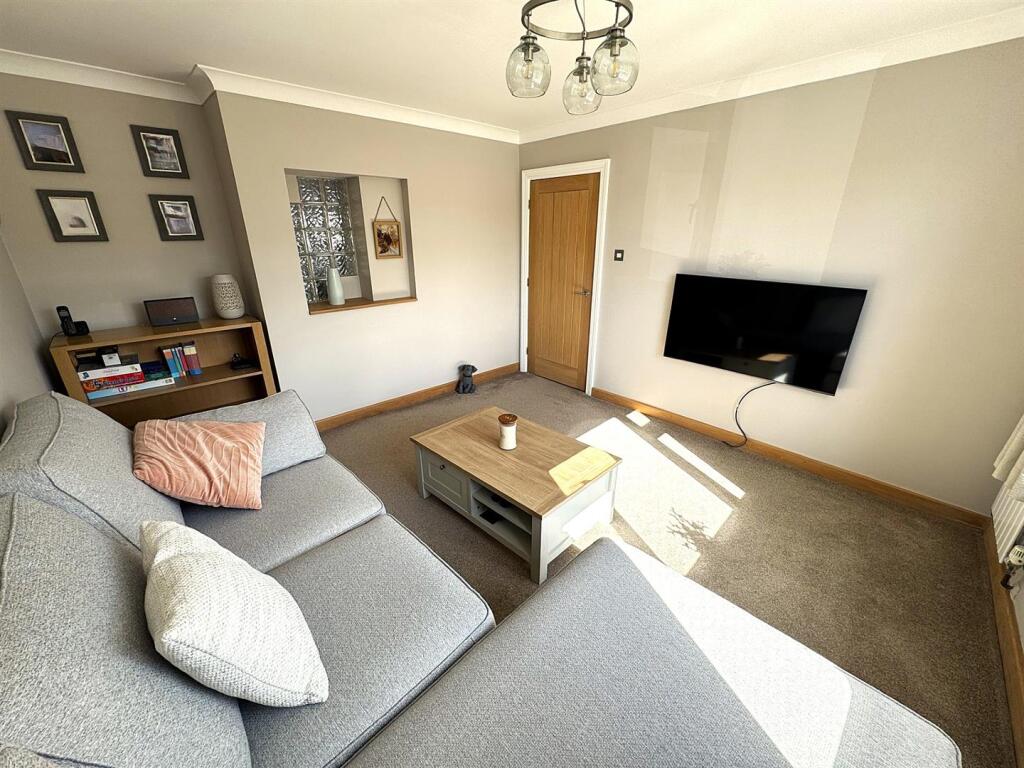 thumbnail_image1 (6).jpg