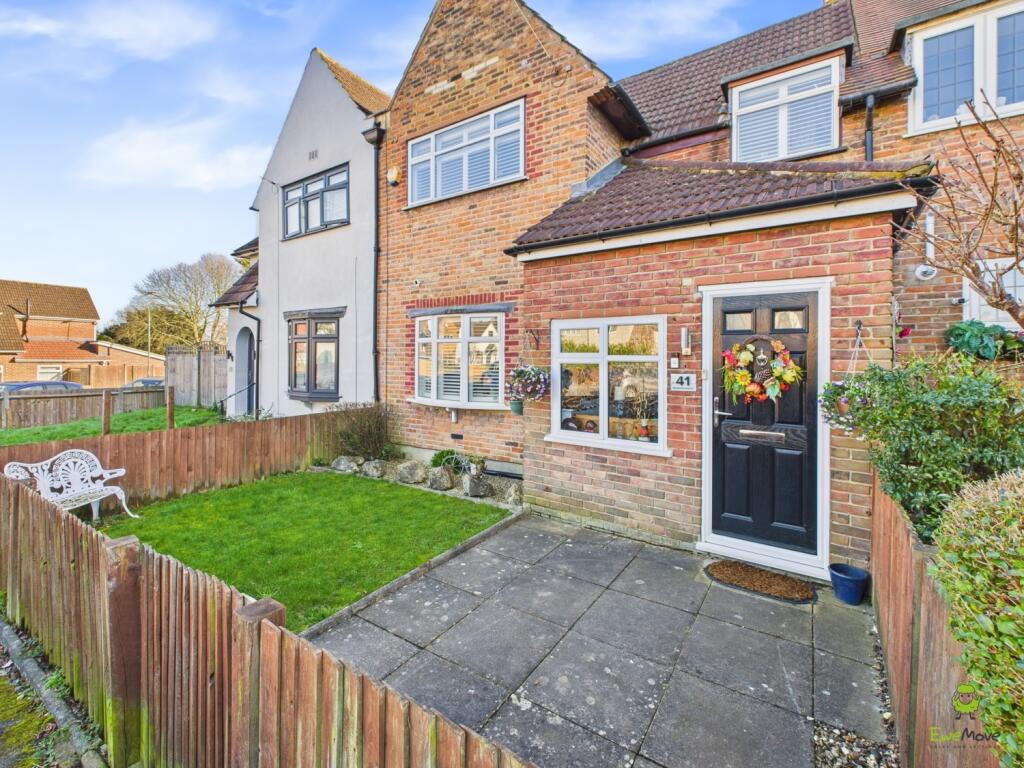 CAM04399G0-PR0038-STILL018