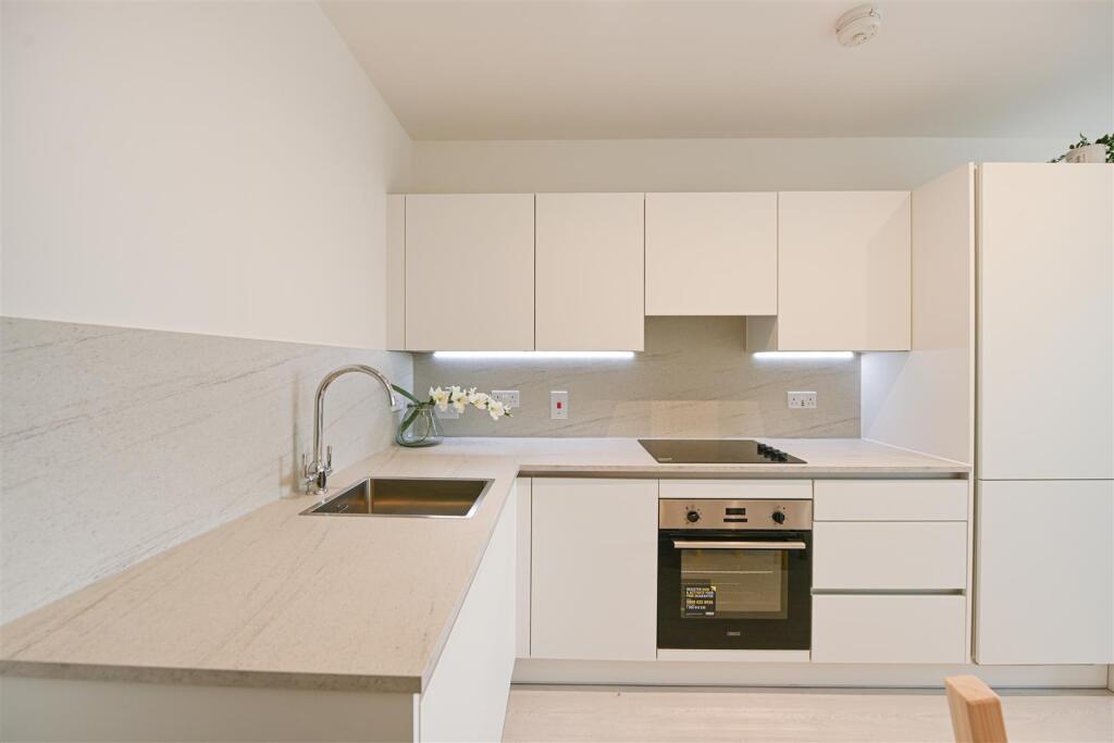 Kitchen    .jpg