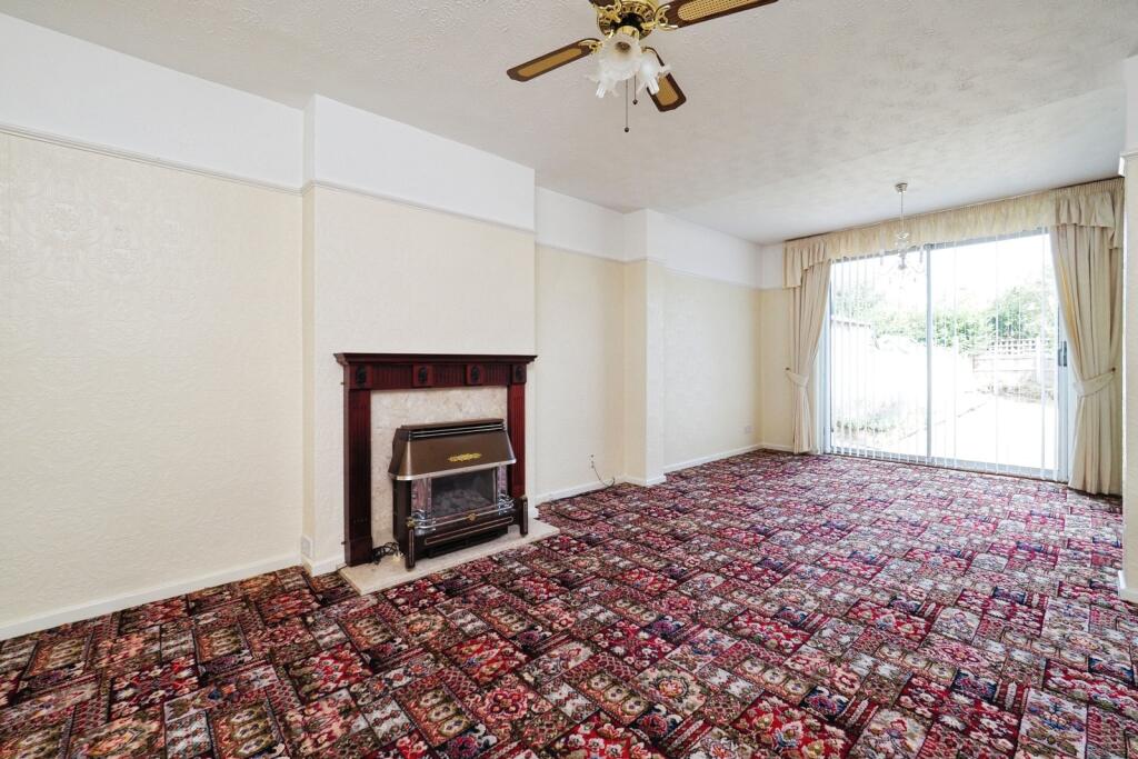 Dining &amp; Sun Room