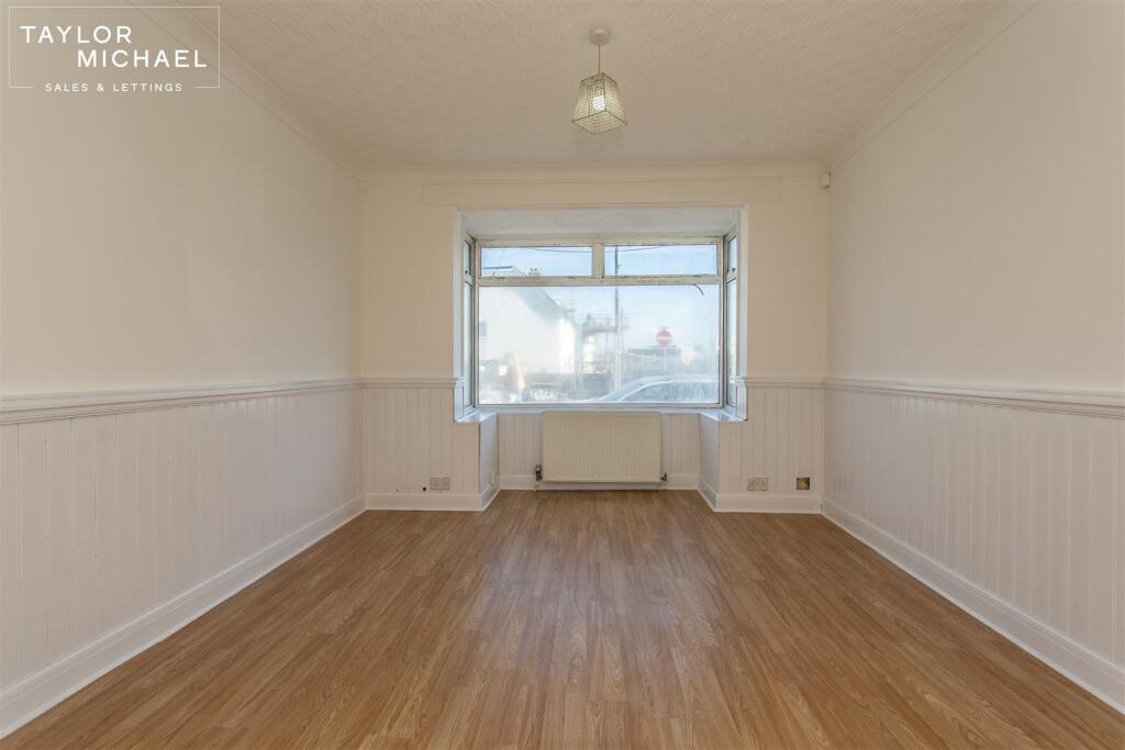 Living Room / Dining Room