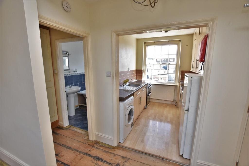 Kitchen/Bathroom
