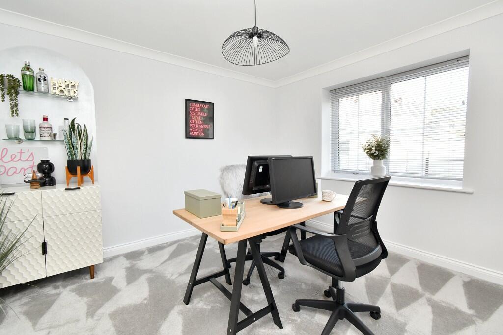 Show Home Image