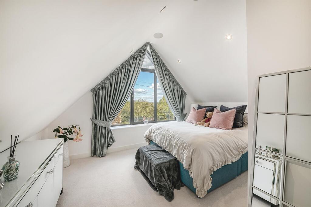Double Bedroom Five