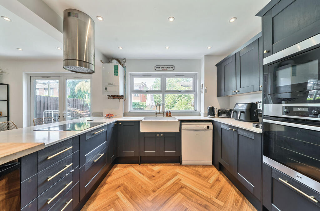 1310950-7-6854022...