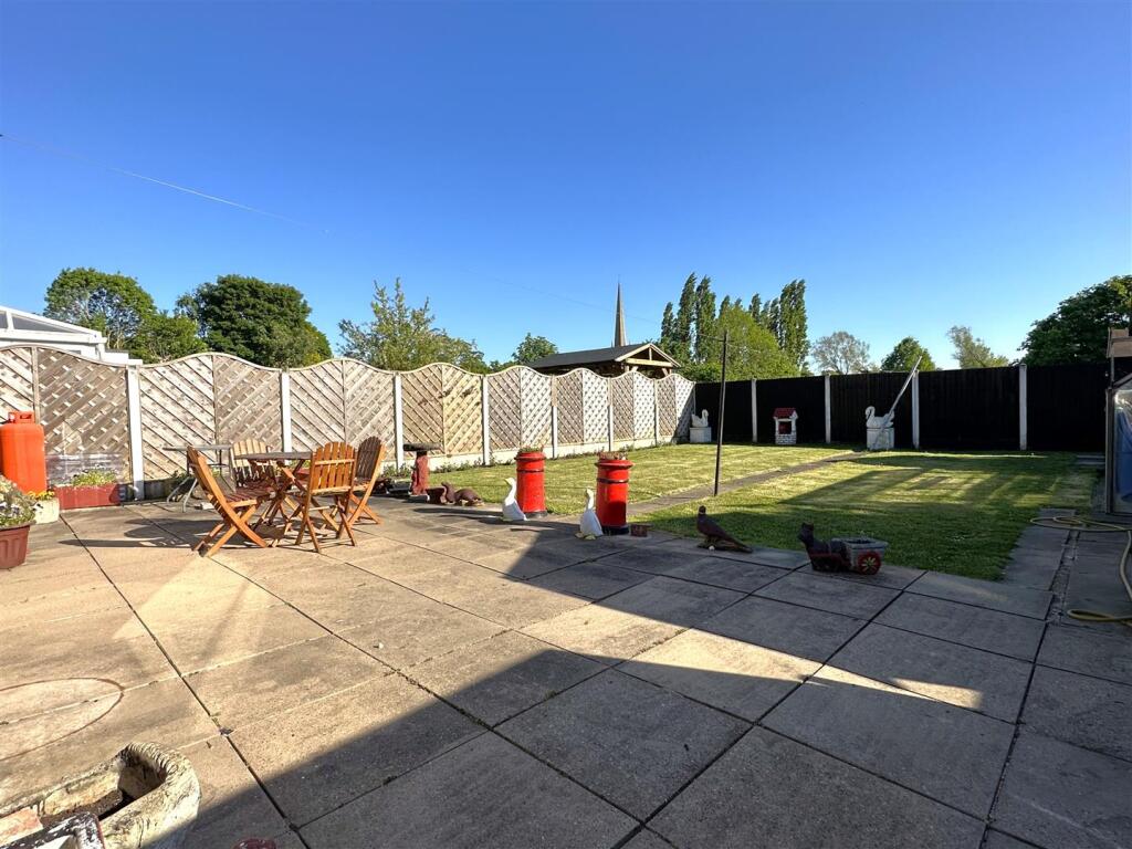 Rear Garden 548