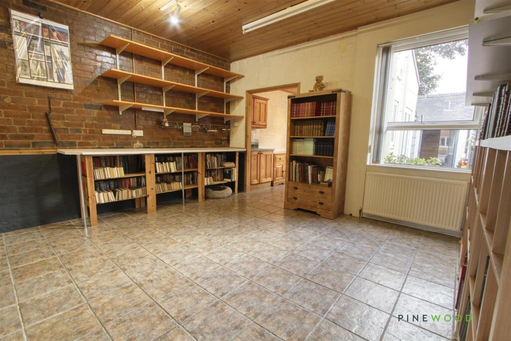 REAR RECPTION ROOM