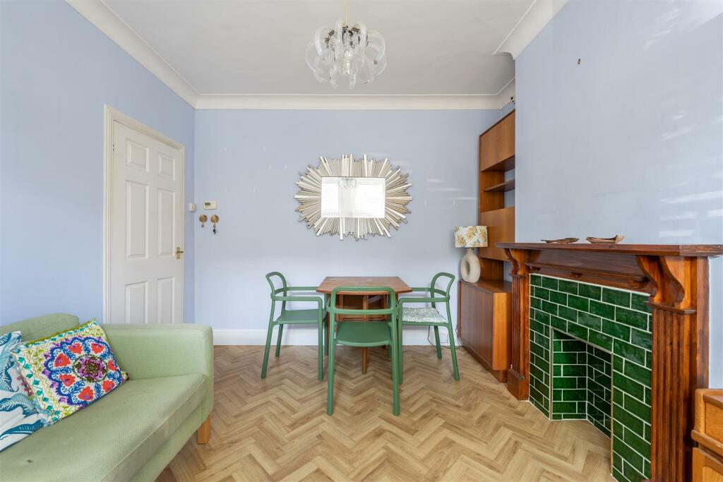 Brettenham E17