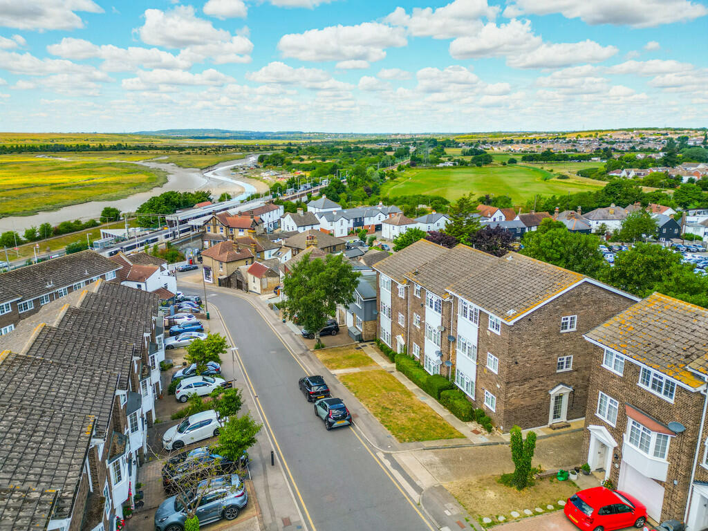 dji_0698-dji_0702