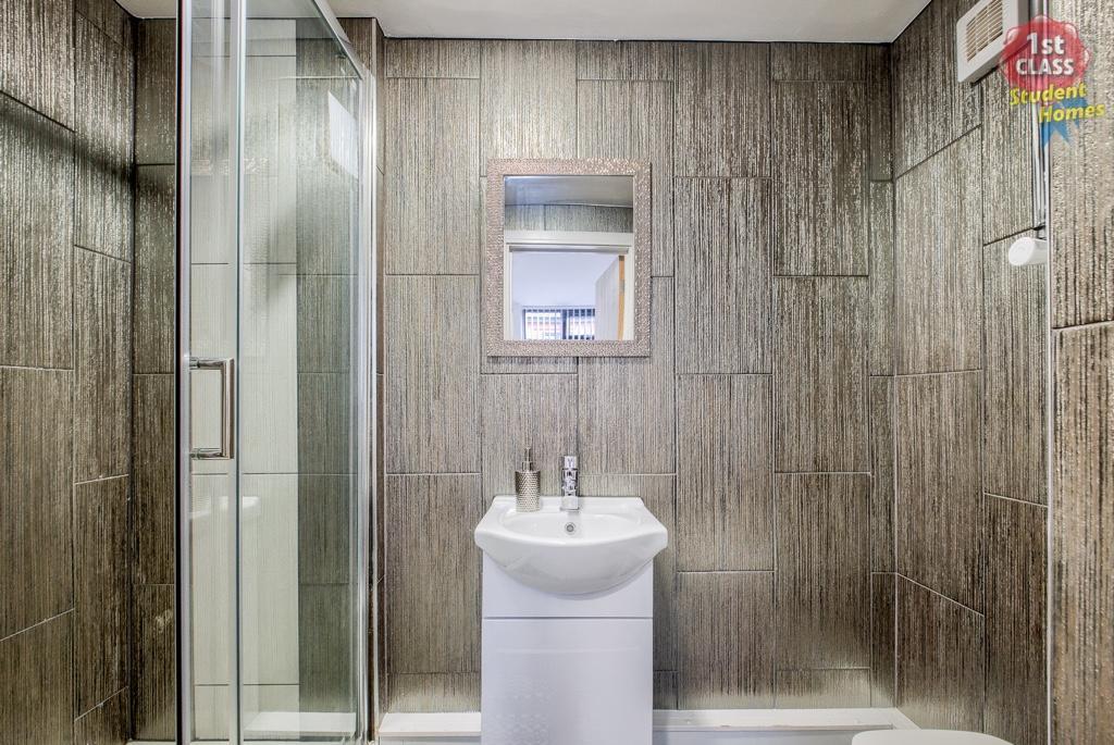 Bedroom 2 En Suite