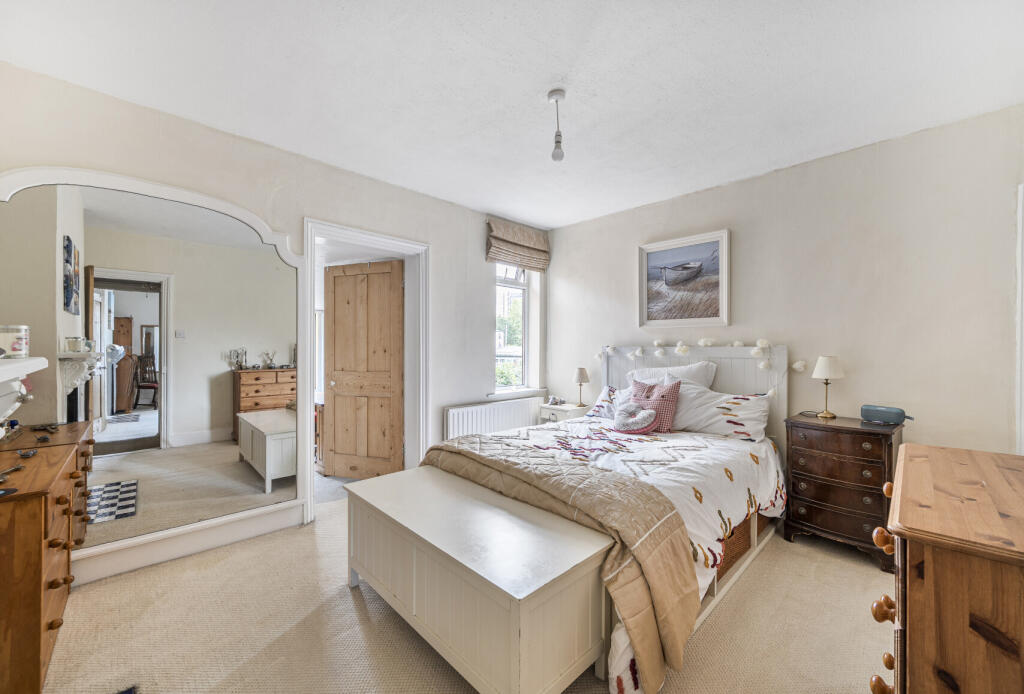 1345578-3-68b6bf1...