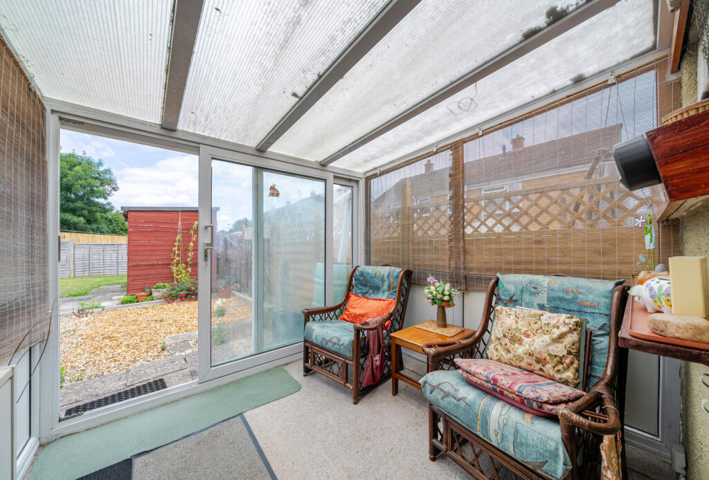 1329904-27-688a06...