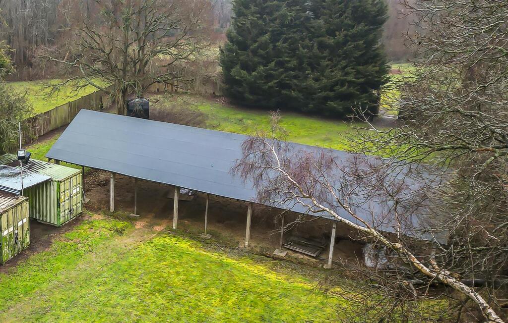 Open barn 22m x 10m.jpg