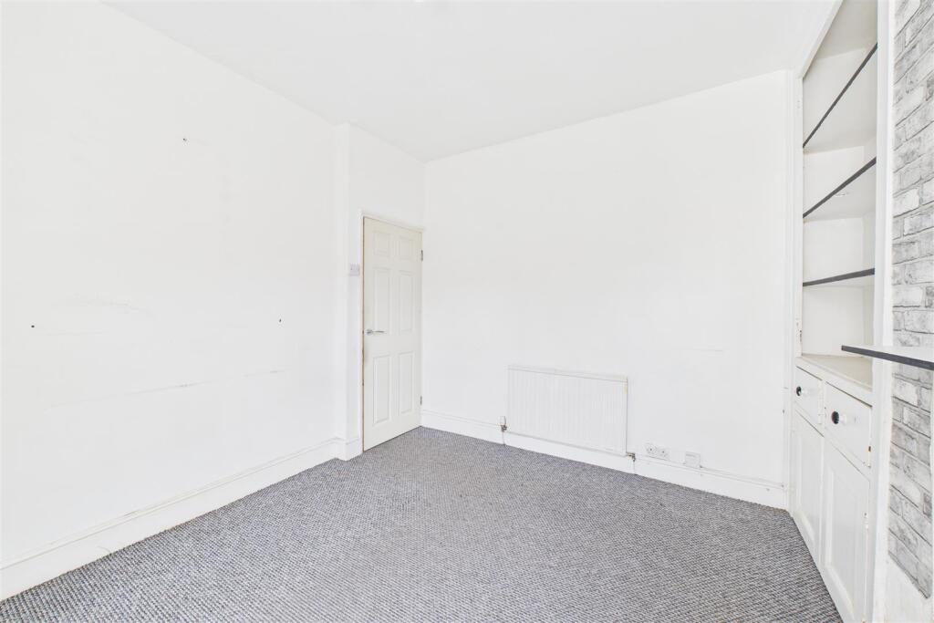 59 Great Western Road, Gloucester GL1 3PZ| Freehol