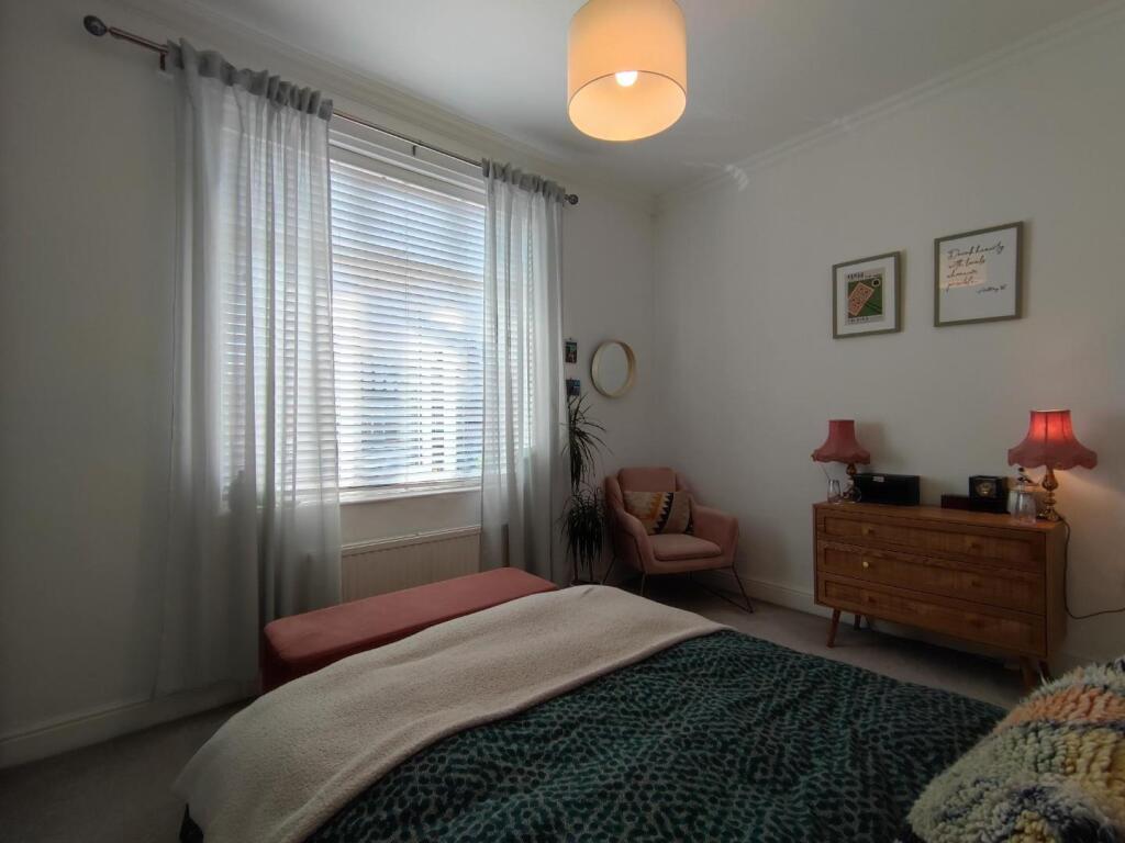 Main Bedroom Aspect 2