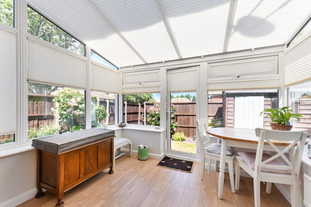 WOLSEY CLOSE (8).jpg