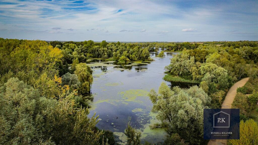 Paxton Pits. Location.