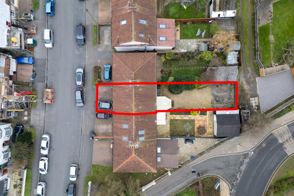 37, Kingsholm Road Southmead, Bristol, BS10 5LJ | 