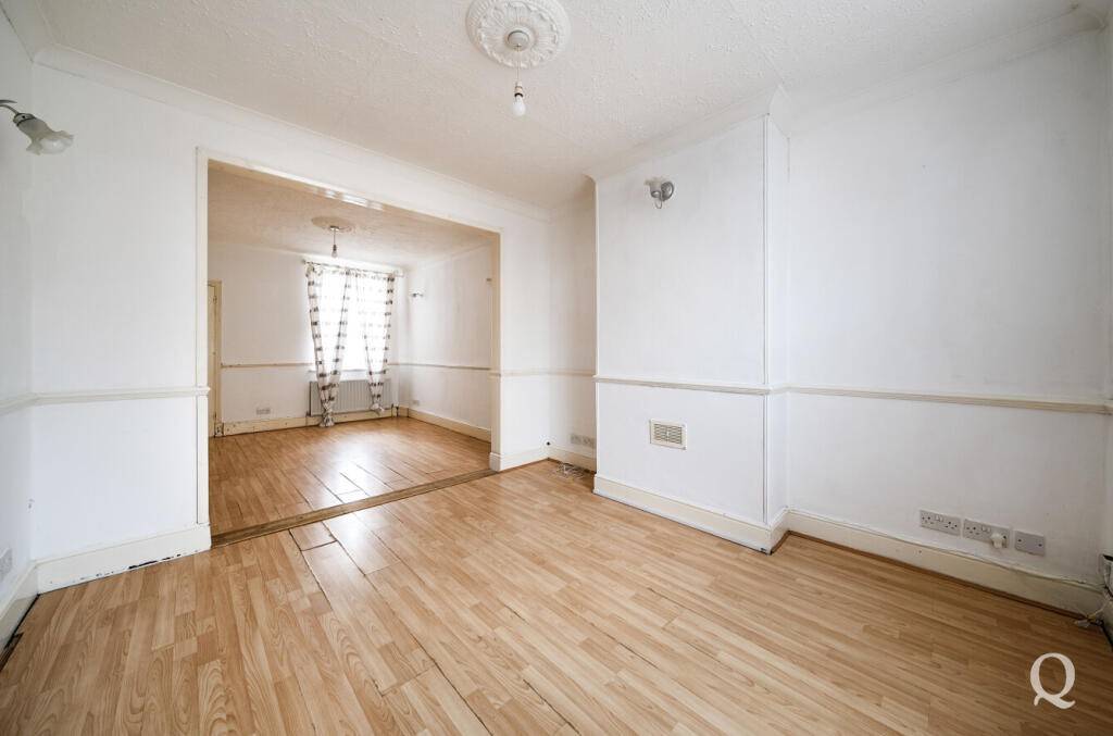 7ffb2f44-c22a-40b...