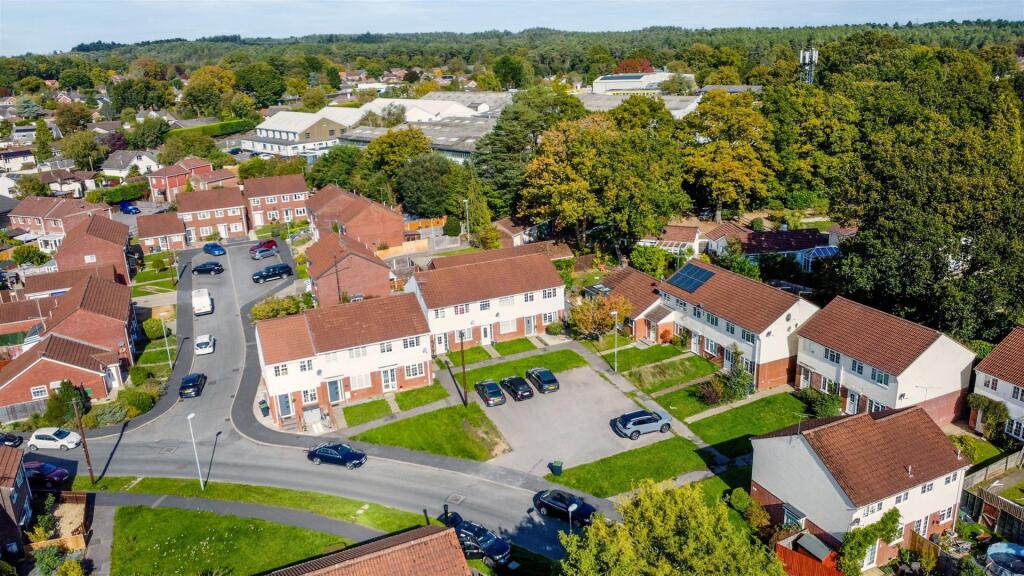 Owls Road, Verwood