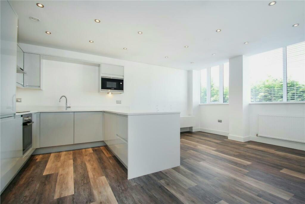 Living Dining Kitchen 2