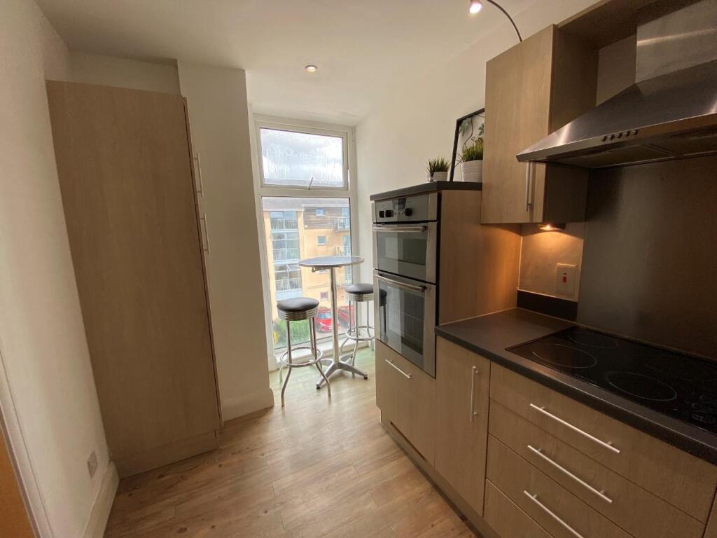 Amorella House - kitchen 2.jpg