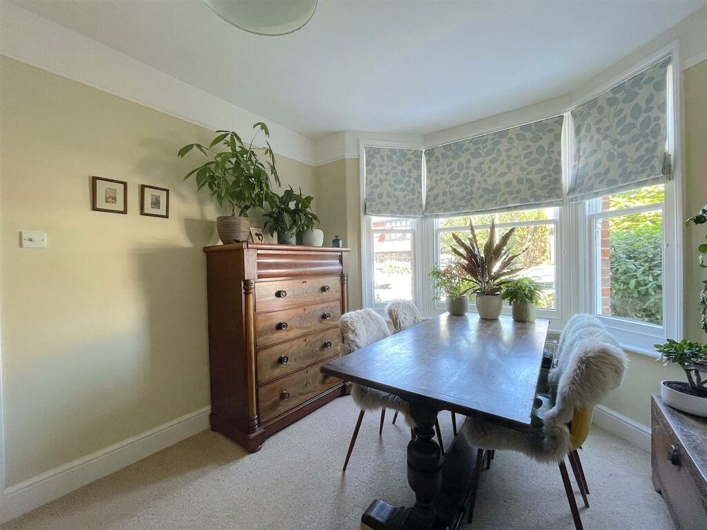 Dining Room (1).jpeg
