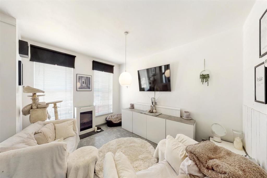 87 Elms Lane - tP39YJkUxdYAqR9gG2jQ.jpg
