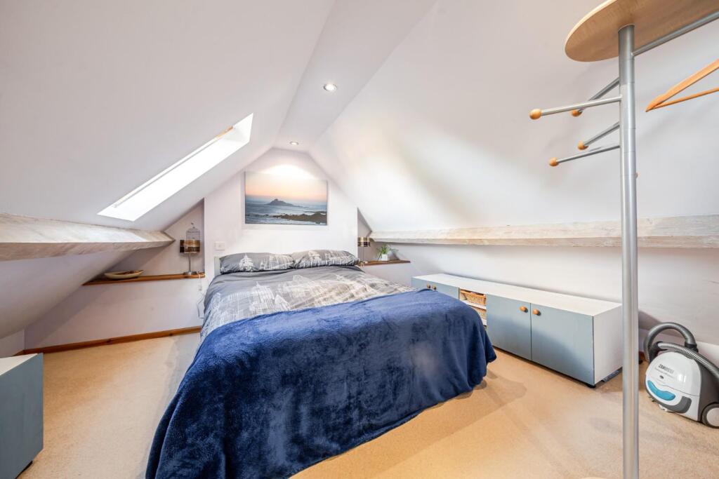 BEDROOM TWO.jpg