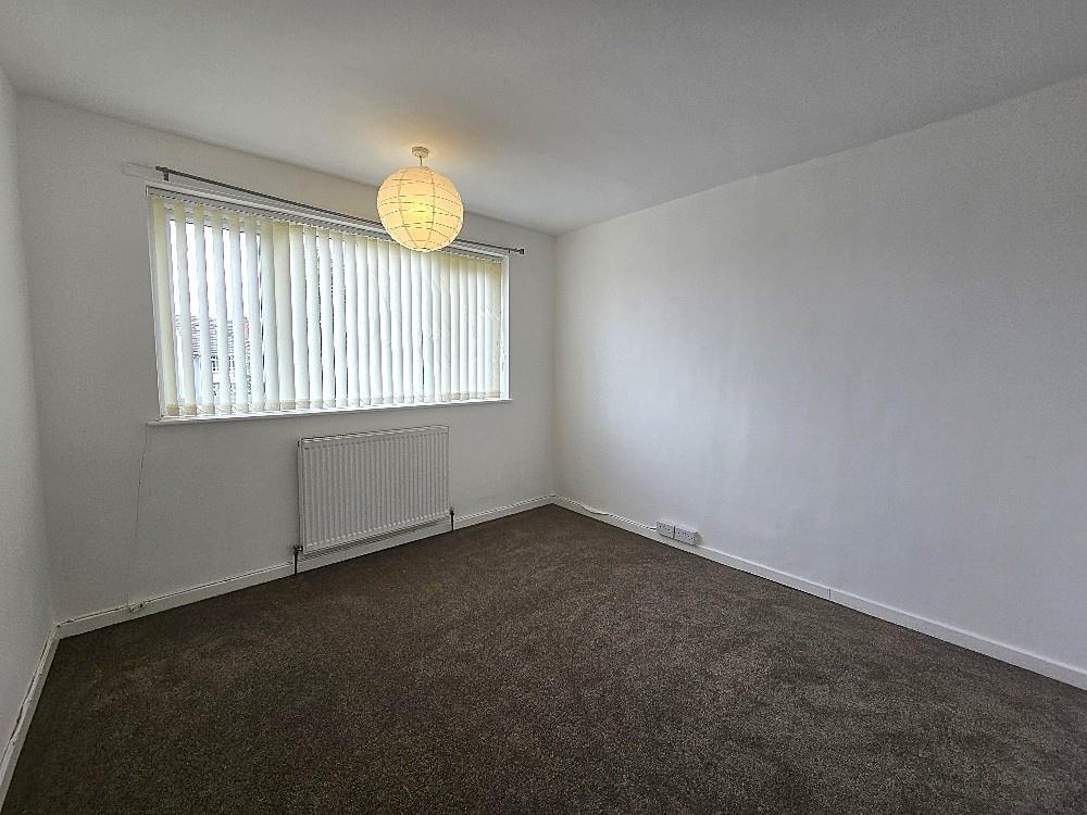 Rugby Road, Binley Woods -Front Bedroom.jpg
