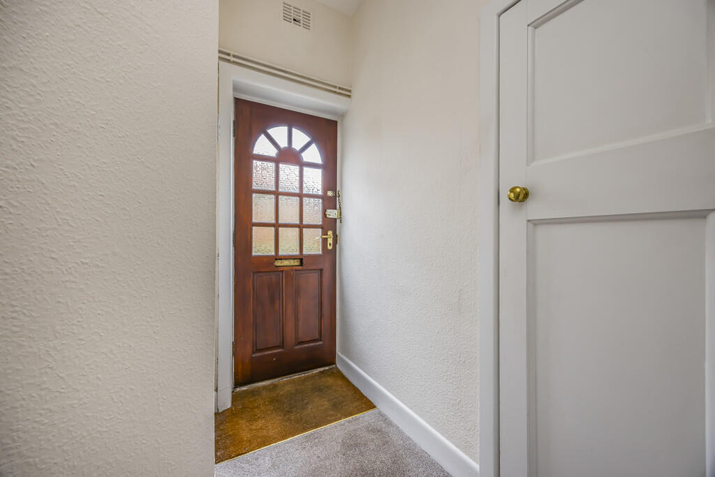 3 Newstead Road, ...