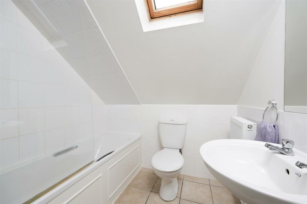 2@32 Queen Street BS15 15.JPG